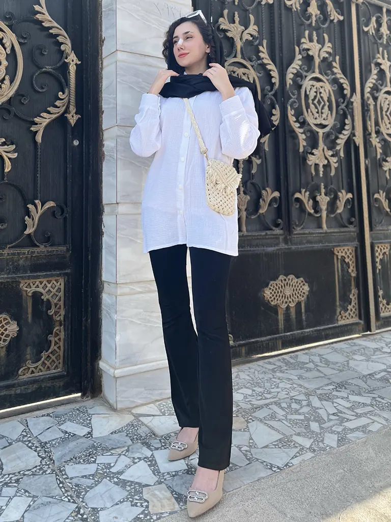 شومیز زنانه مدل یقه مردانه طرح رعنا جنس وال موسیلین سفید