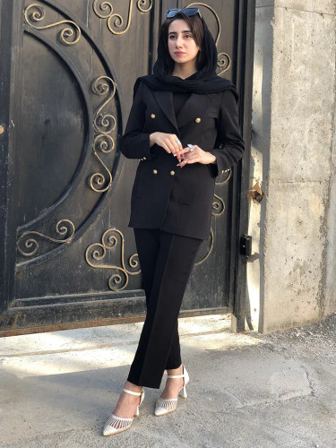 کت زنانه مشکی مدل شش دکمه طرح پادیز جنس کرپ دبل مازراتی