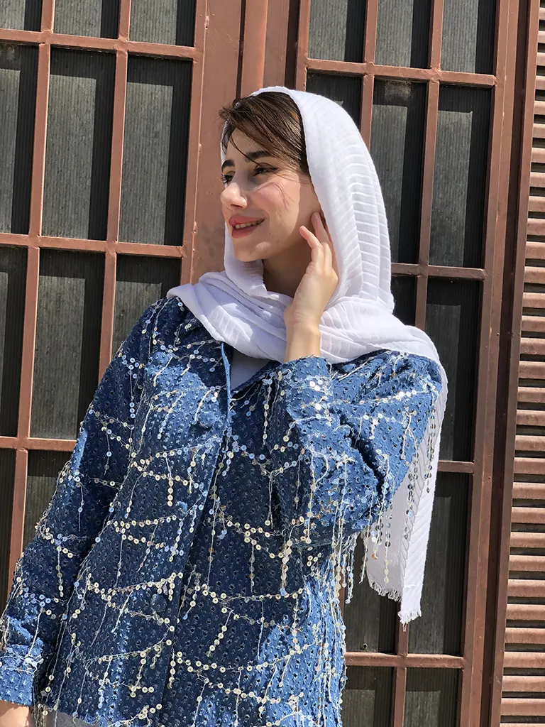 کراپ کت جین زنانه پولک ریشه دار