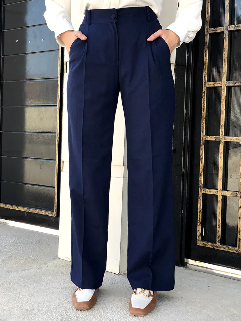 شلوار زنانه نیم بگ پیلی دار لینن