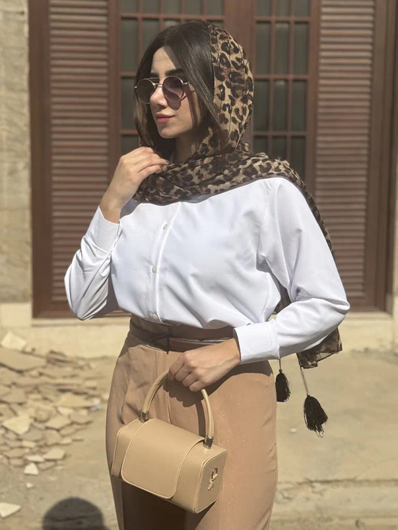 شومیز سفید زنانه بیسیک تترون خارجی - نمای نزدیک