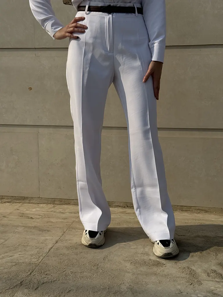 شلوار زنانه نیم بگ سفید پارچه ای