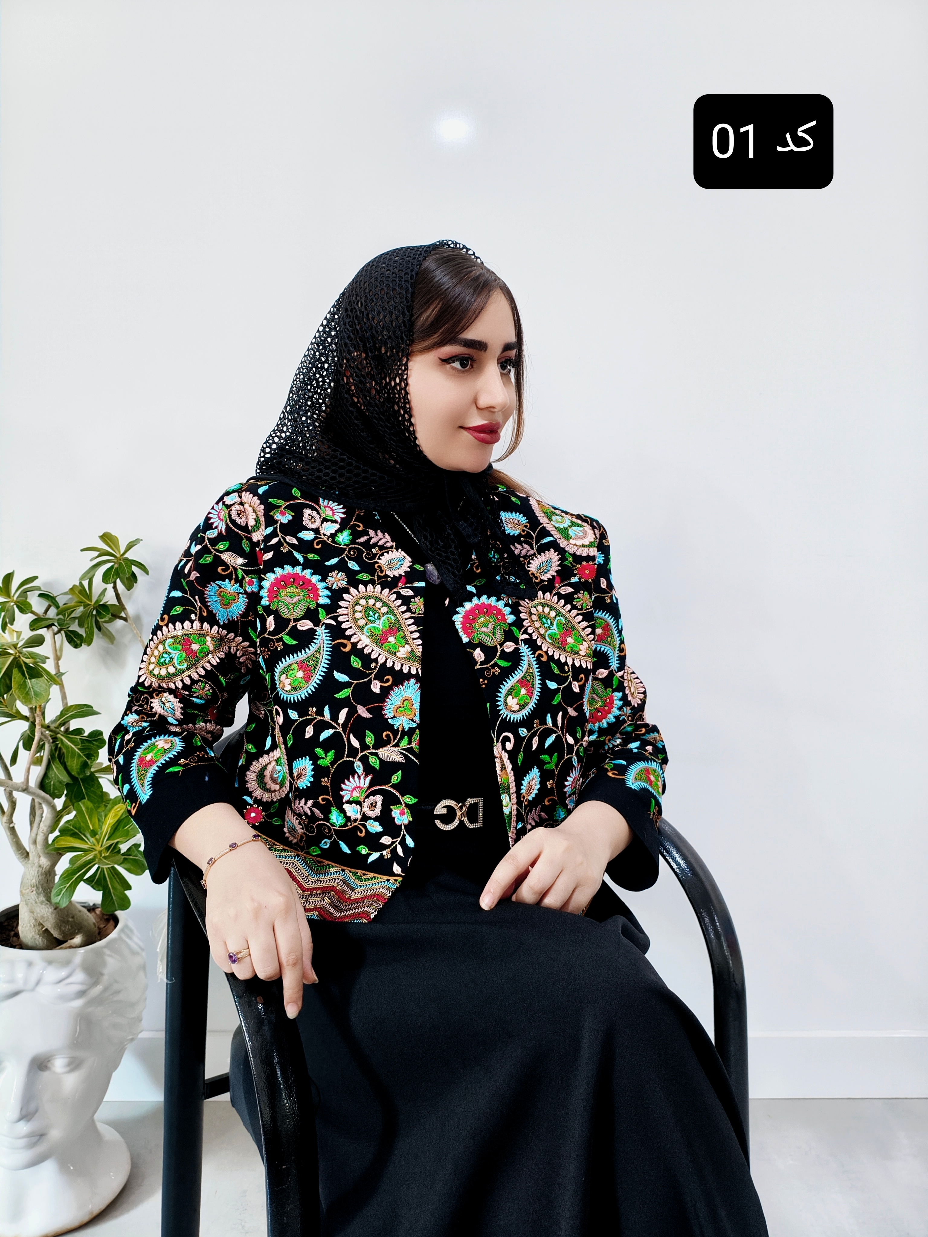 کراپ کت لینن سوزن دوزی مجلسی - نمای روبرو